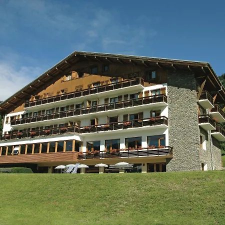 Exhilarating Les Du Prariand Sleeps 2 Megeve