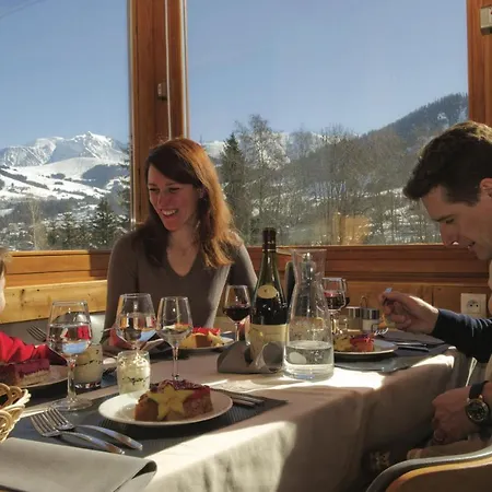 Exhilarating Les Du Prariand Sleeps 2 * Megeve