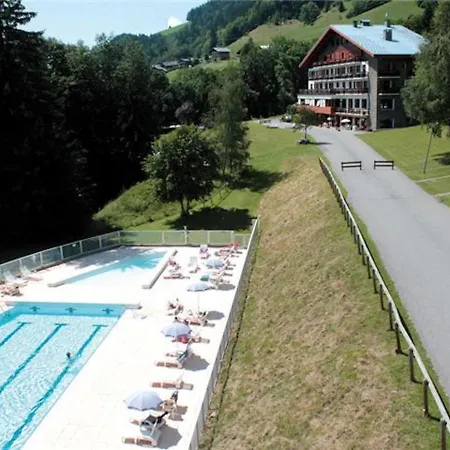 Apartment Exhilarating Les Du Prariand Sleeps 2