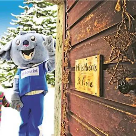Exhilarating Les Du Prariand Sleeps 2 * Megeve
