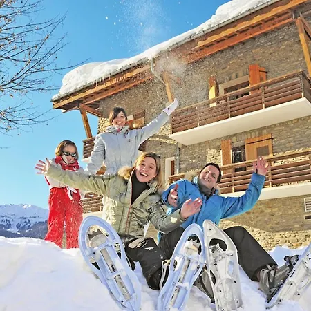 Apartment Exhilarating Les Du Prariand Sleeps 2 Megeve