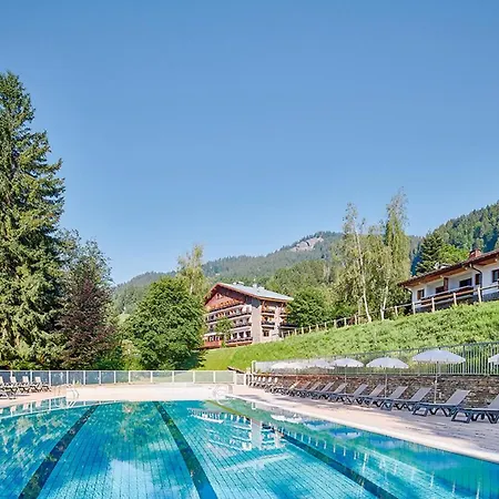 Exhilarating Les Du Prariand Sleeps 2 Apartment